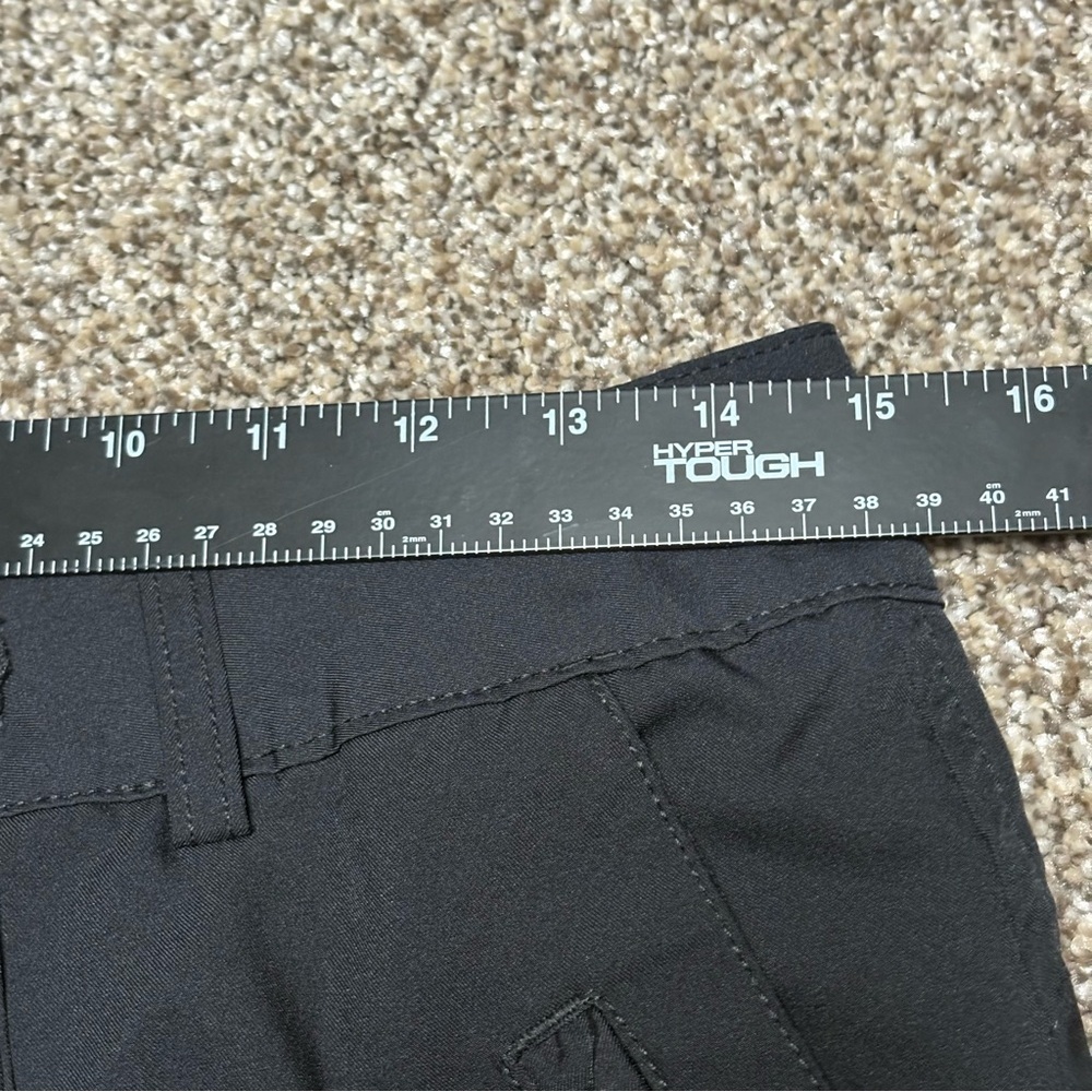Magellan Women’s Small Outdoors Charcoal Gray Shorts - Picture 7 of 12